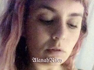 Alanah_Riley