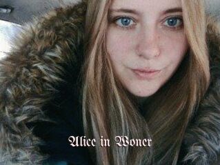 Alice_in_Woner