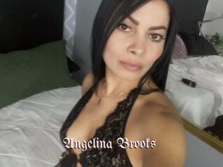 Angelina_Brooks_