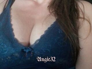 Angie32