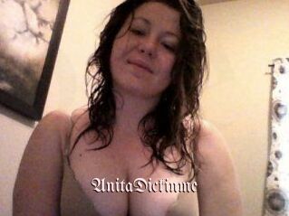 AnitaDickinme