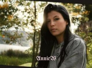 AnnieW
