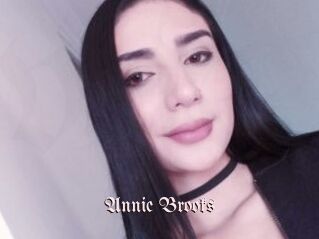Annie_Brooks