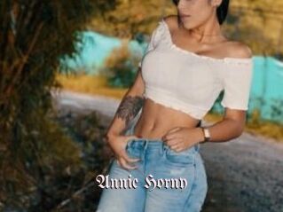 Annie_Horny