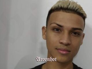 Aroonhot Vidéos Fellations