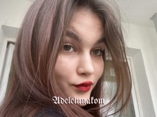 Adelelunakom