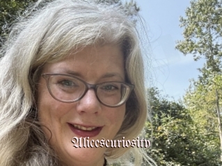 Alicescuriosity
