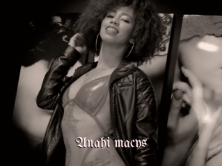 Anahi_macys