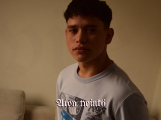 aron_twink6 Vidéos Fellations