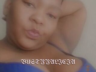 BUSTYYALICIA