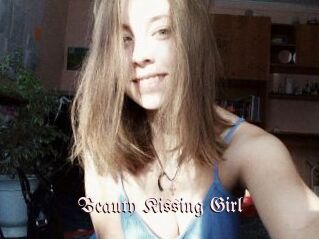 Beauty_Kissing_Girl