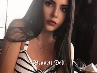 Brunett_Doll