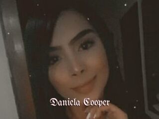 Daniela_Cooper