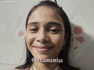Girlcamamiza