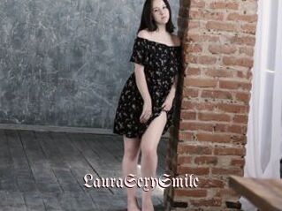 LauraSexySmile
