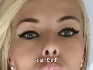 Lia_Pink