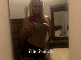 Lily_Daniels