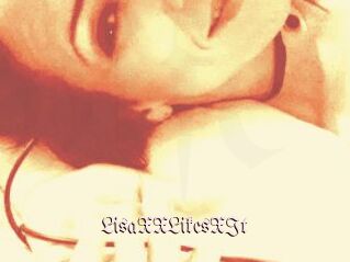 LisaXXLikesXIt