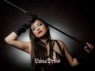 LunaDevis