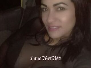 LunaWetAss