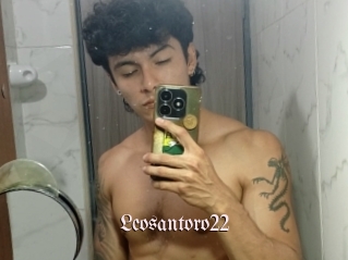 Leosantoro22