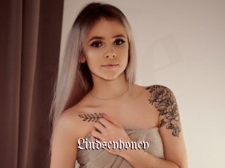 Lindseyhoney