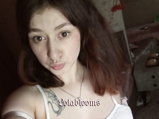 Lolablooms
