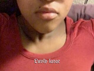 Luvly_larae