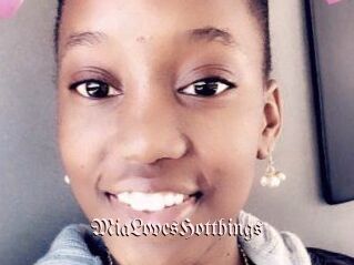MiaLovesHotthings