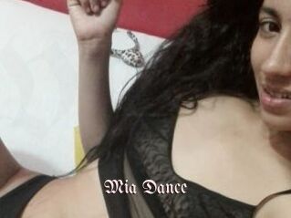 Mia_Dance