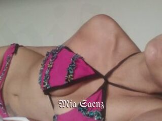 Mia_Saenz