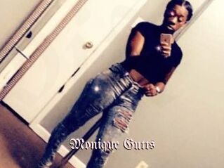 Monique_Gutts