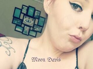 Moon_Davis