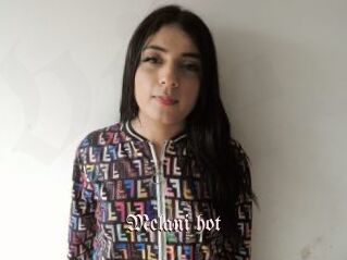 Melani_hot