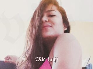 Mia_kaliff