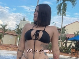 Miaa_gomezz