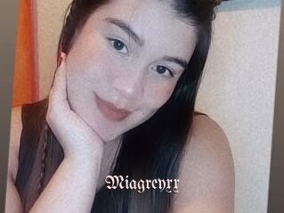Miagreyxx