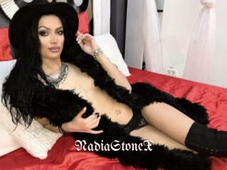 NadiaStoneX