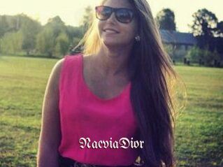 NaeviaDior