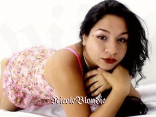 NicoleBlondie Vidéos Fellations