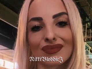 NikkiBlobdieJ