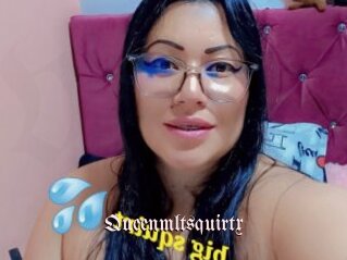 Queenmltsquirtx