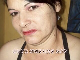 SEXY_MATURE_HOT