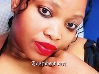 Tastyboobiesxx