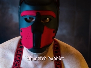 Xmasked_daddiex