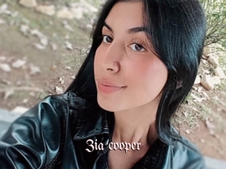 Zia_cooper